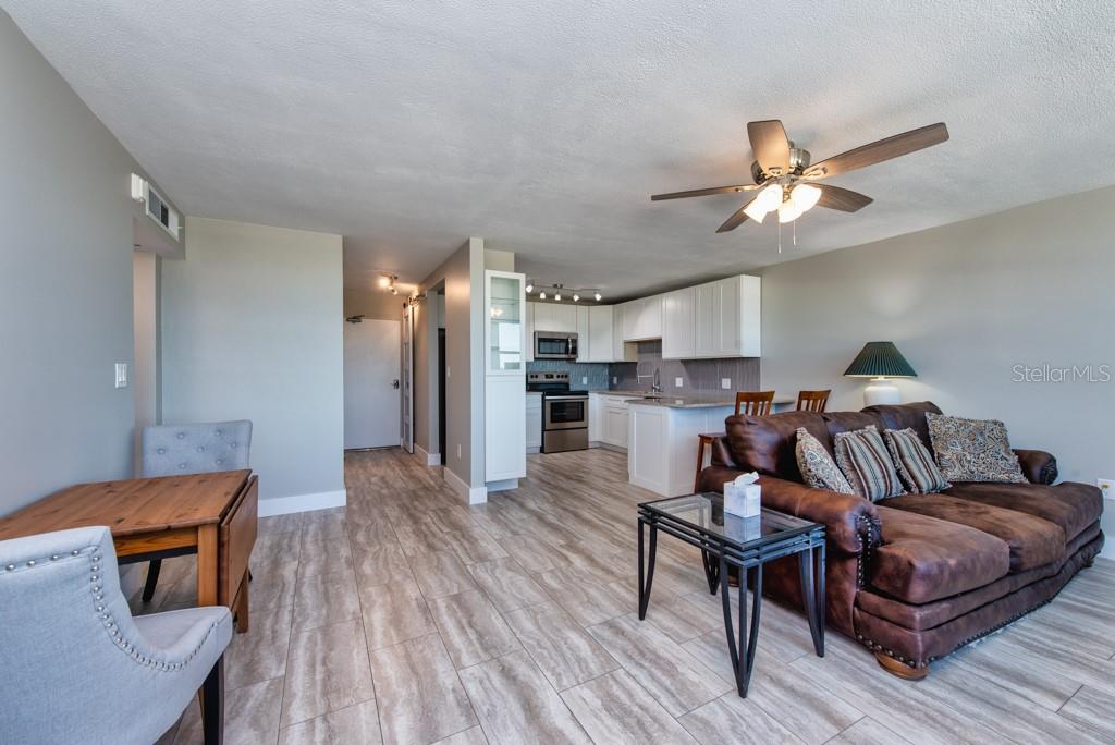 Image 6 of 38 For 841 4th Avenue N 64