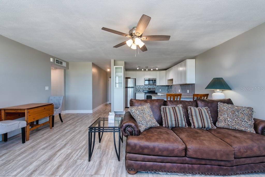 Image 7 of 38 For 841 4th Avenue N 64