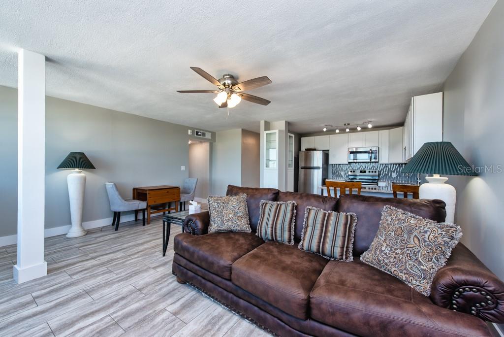 Image 8 of 38 For 841 4th Avenue N 64