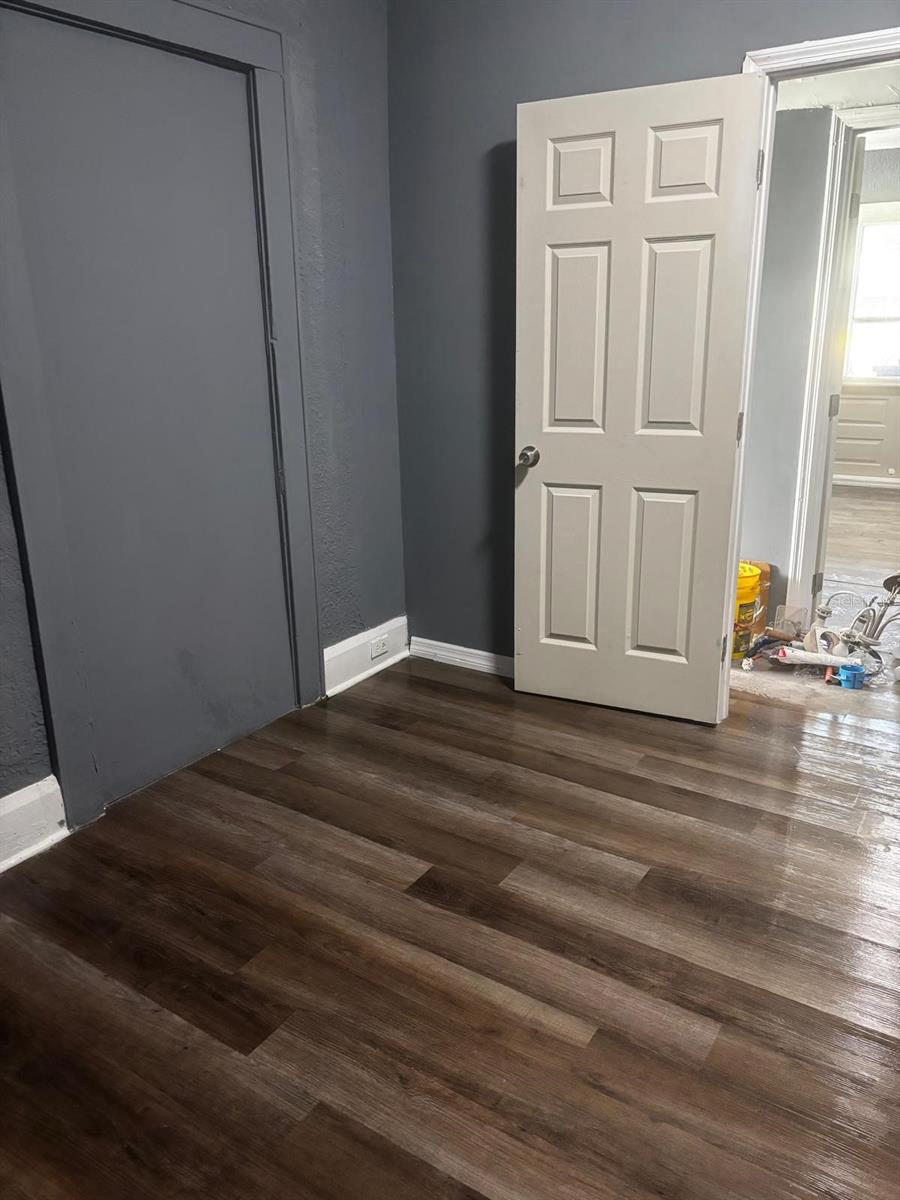 Image 7 of 15 For 1112 12th Street