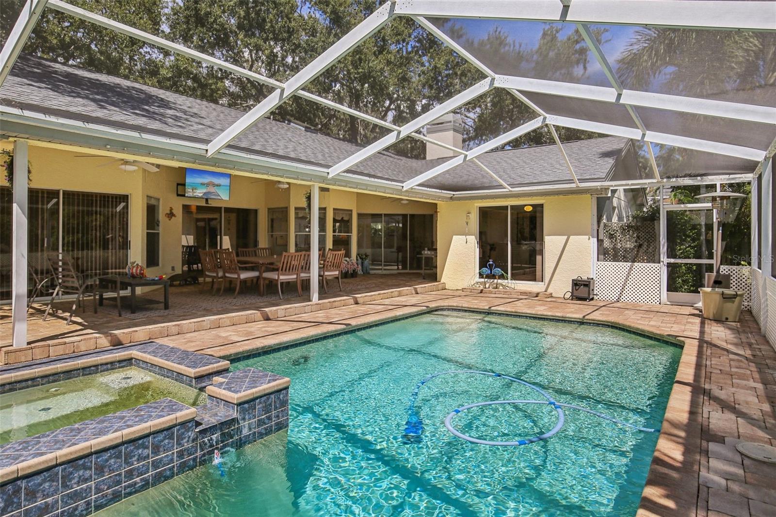 Image 24 of 35 For 3158 Shoreline Drive