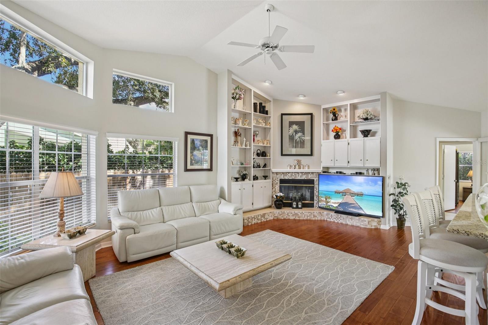 Image 7 of 35 For 3158 Shoreline Drive