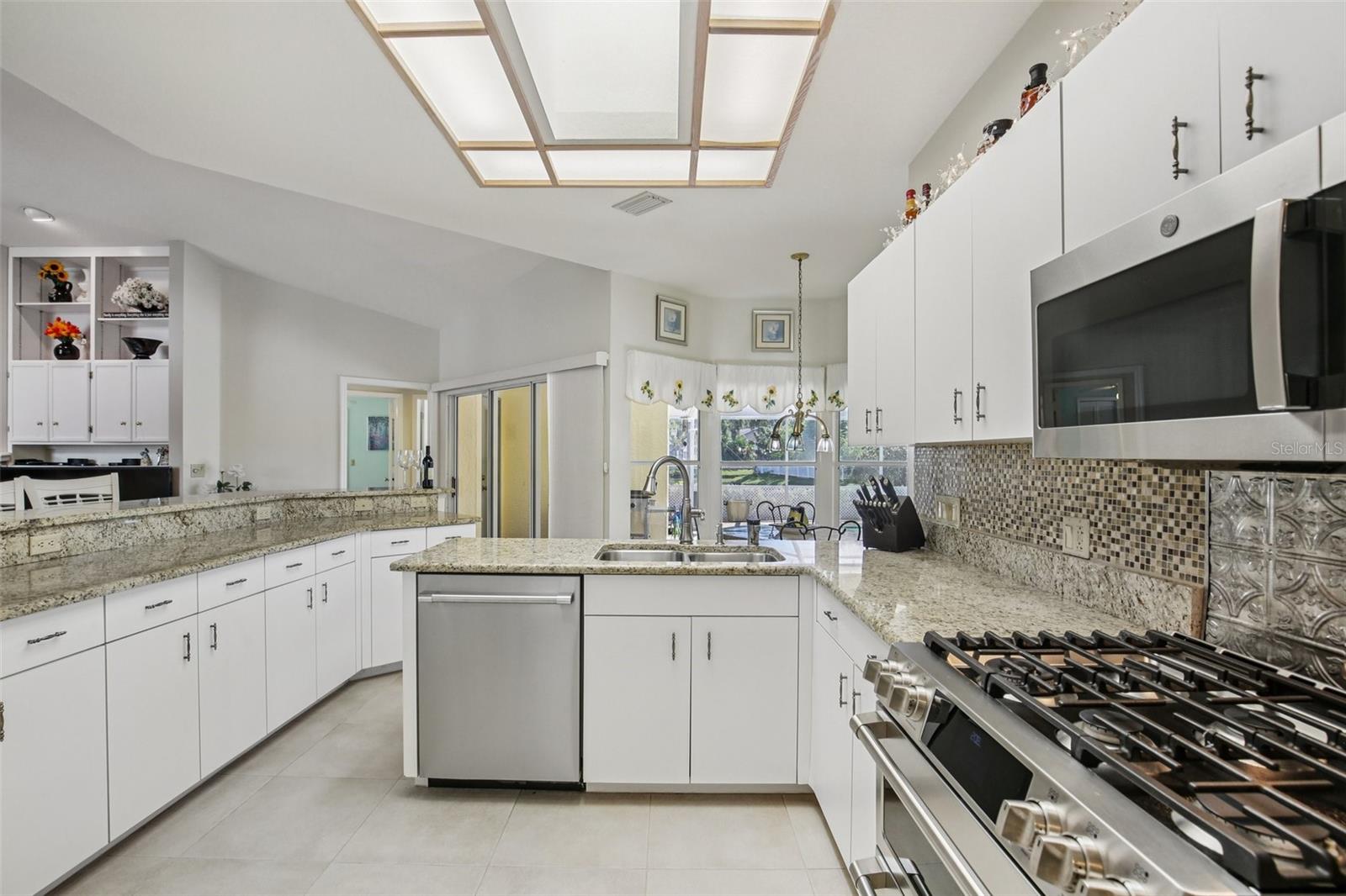 Image 8 of 35 For 3158 Shoreline Drive