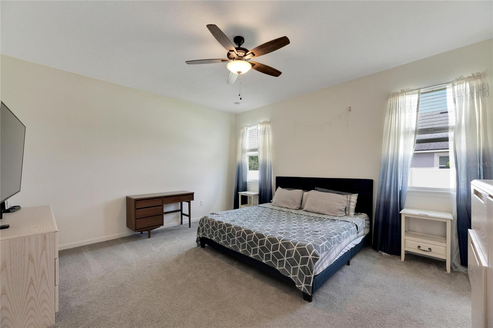 Image 29 of 98 For 13012 Rain Lily Drive