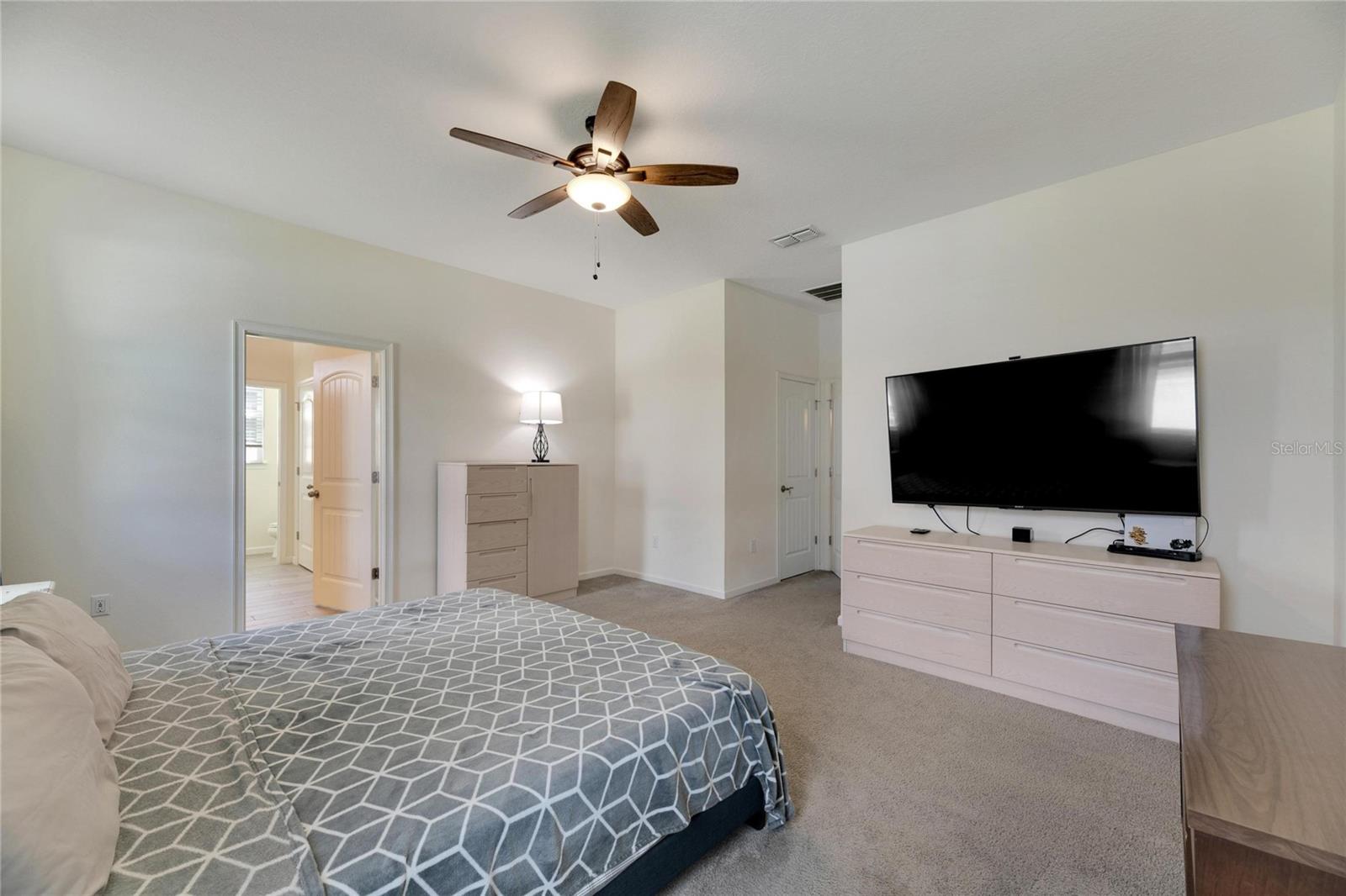 Image 30 of 98 For 13012 Rain Lily Drive