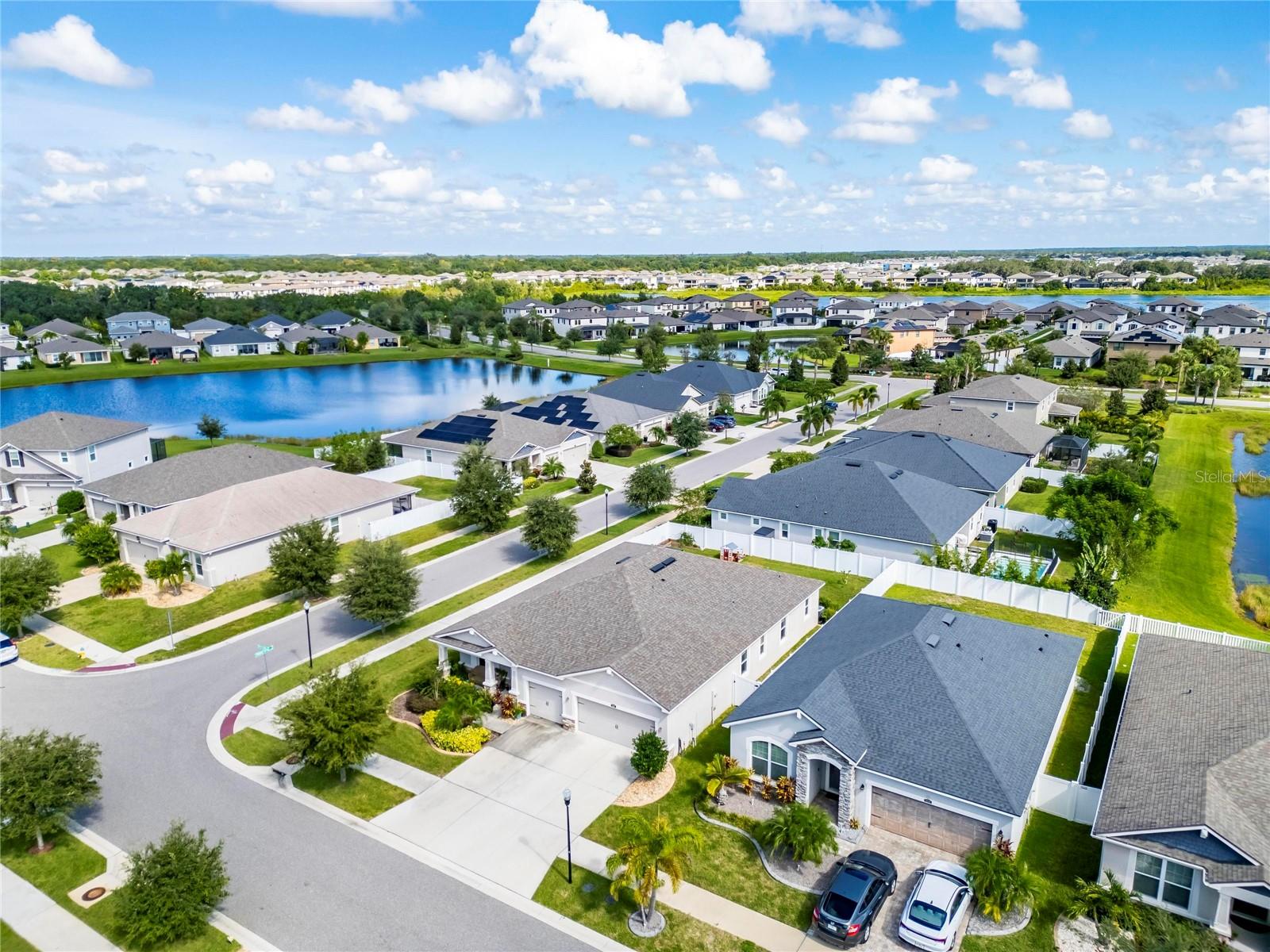 Image 76 of 98 For 13012 Rain Lily Drive