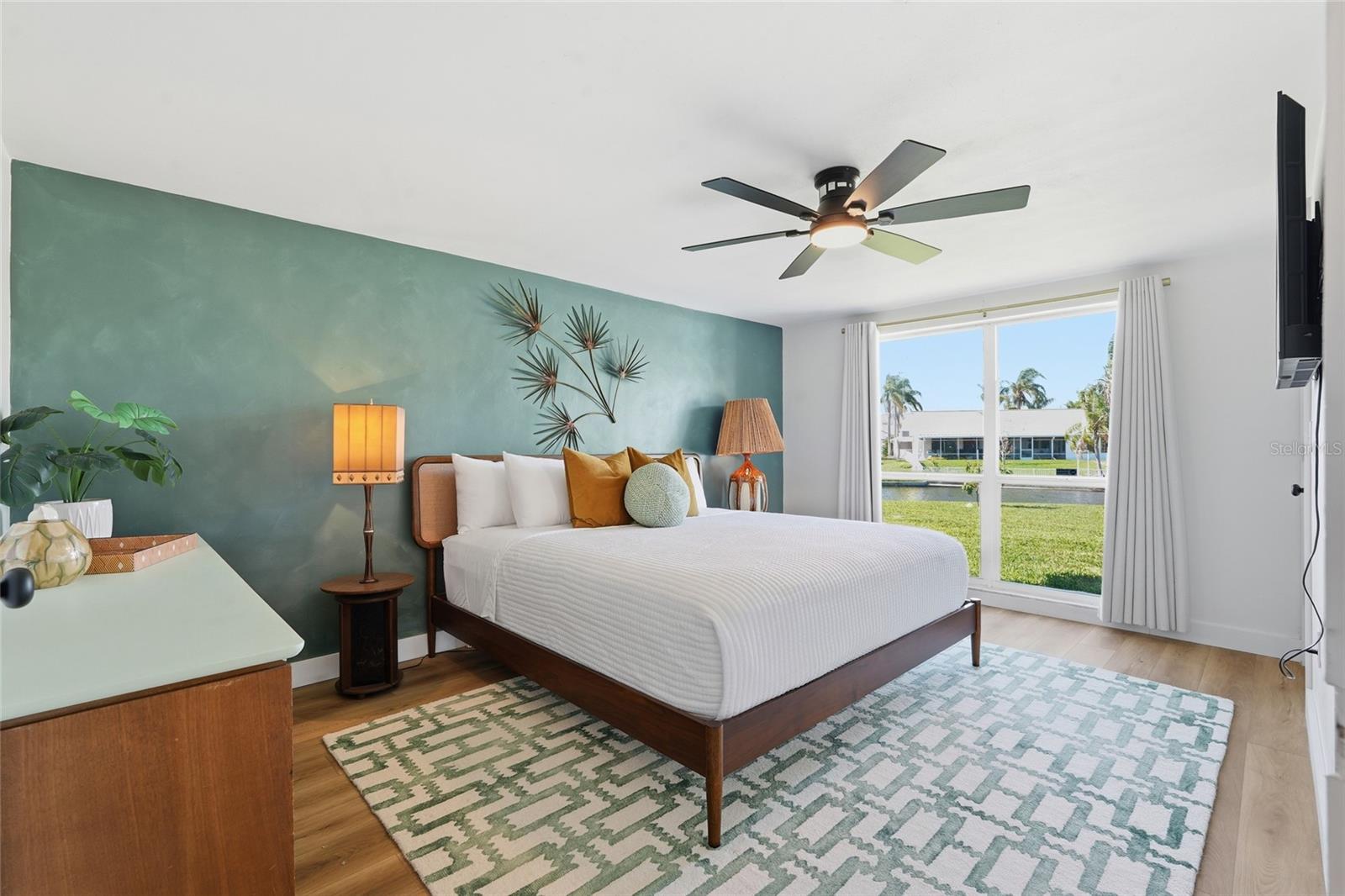 Image 16 of 32 For 3627 Ortona Drive