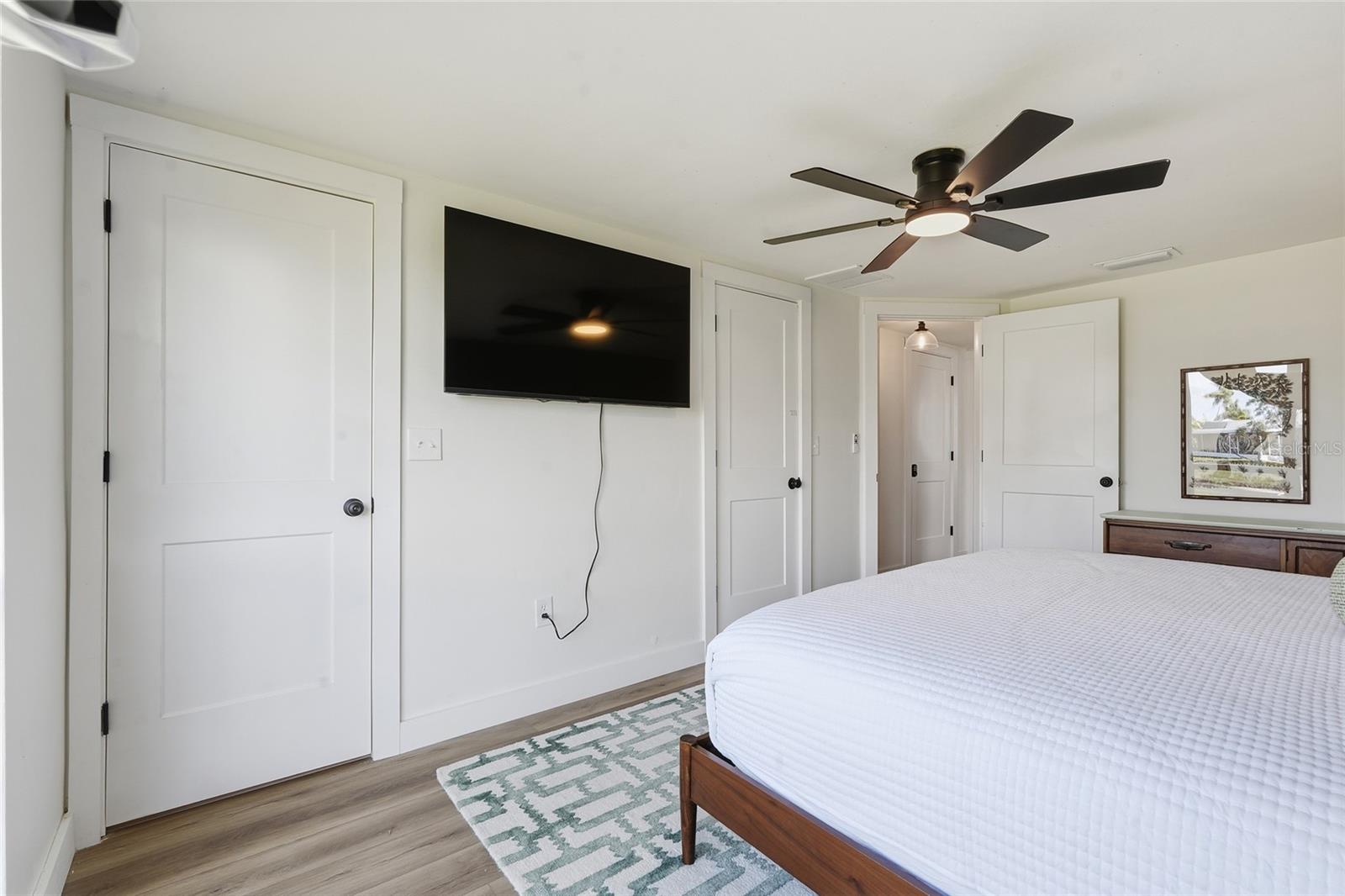 Image 17 of 32 For 3627 Ortona Drive