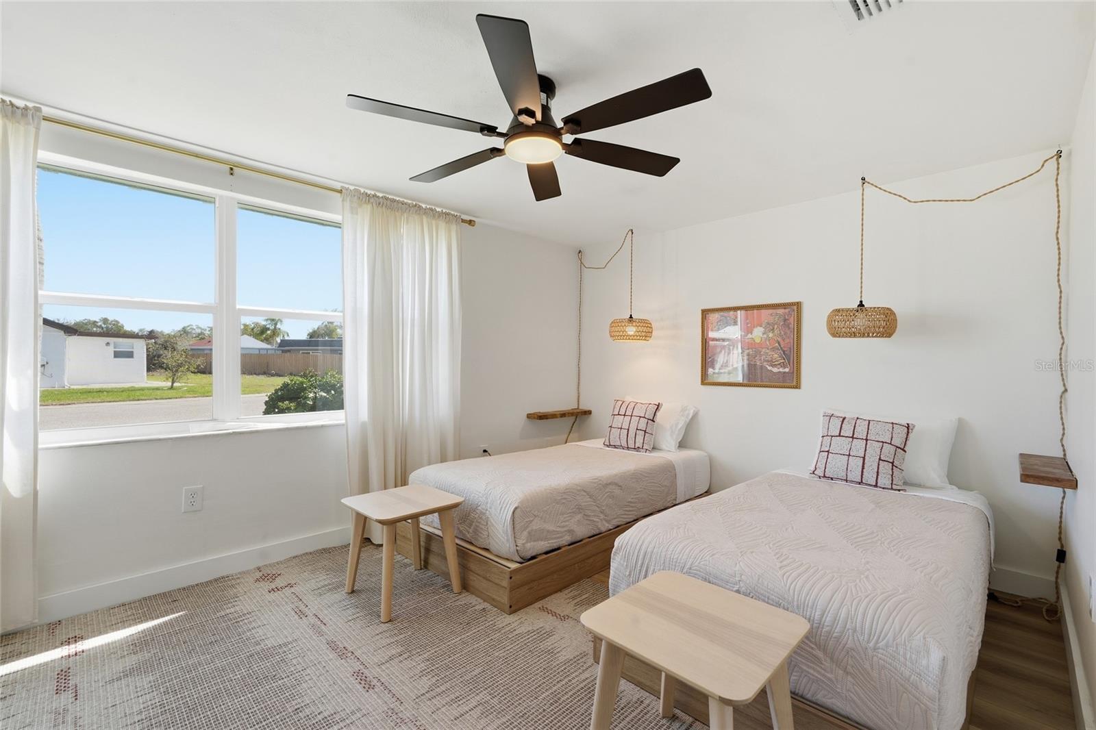 Image 20 of 32 For 3627 Ortona Drive