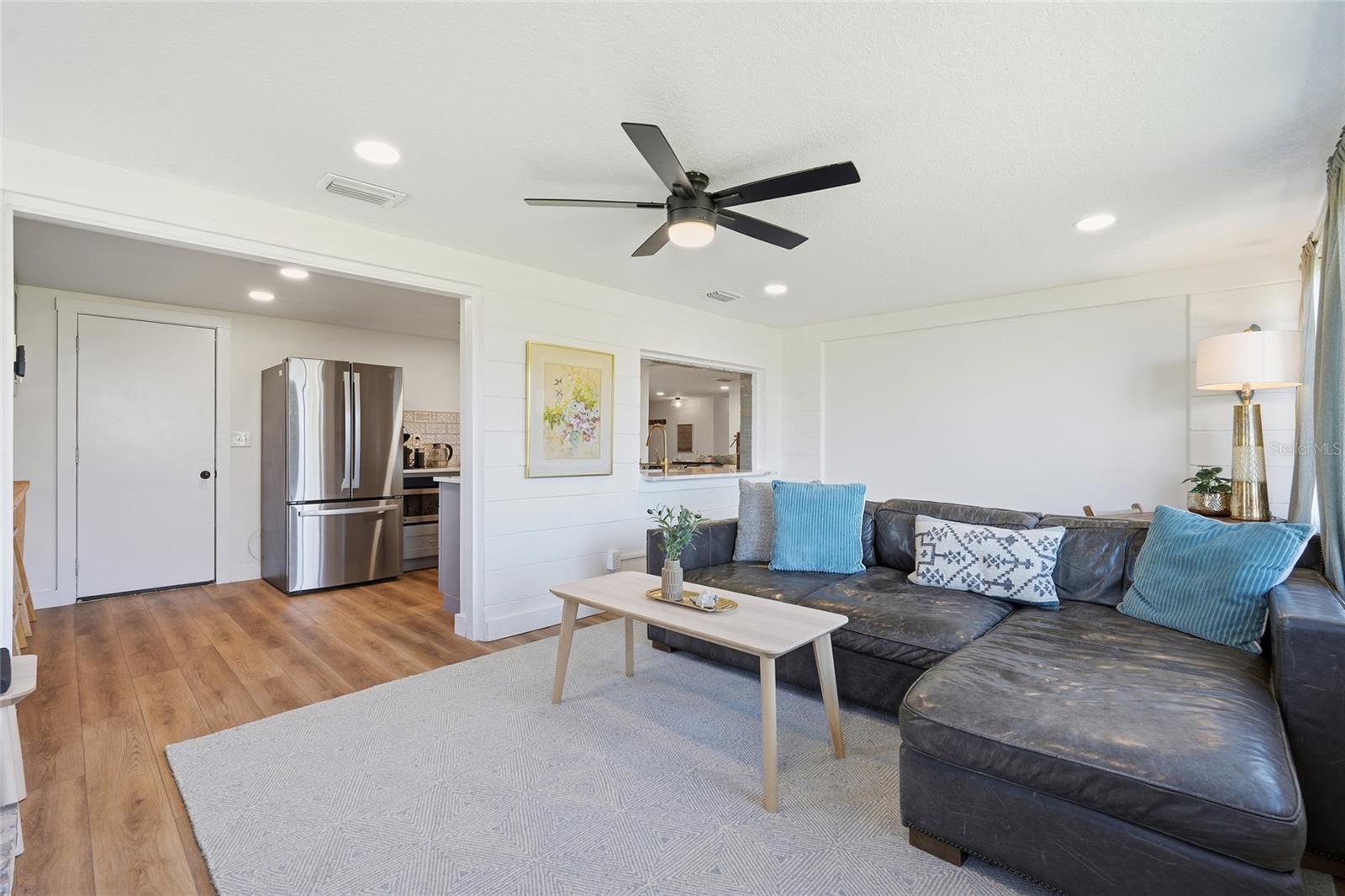 Image 22 of 32 For 3627 Ortona Drive