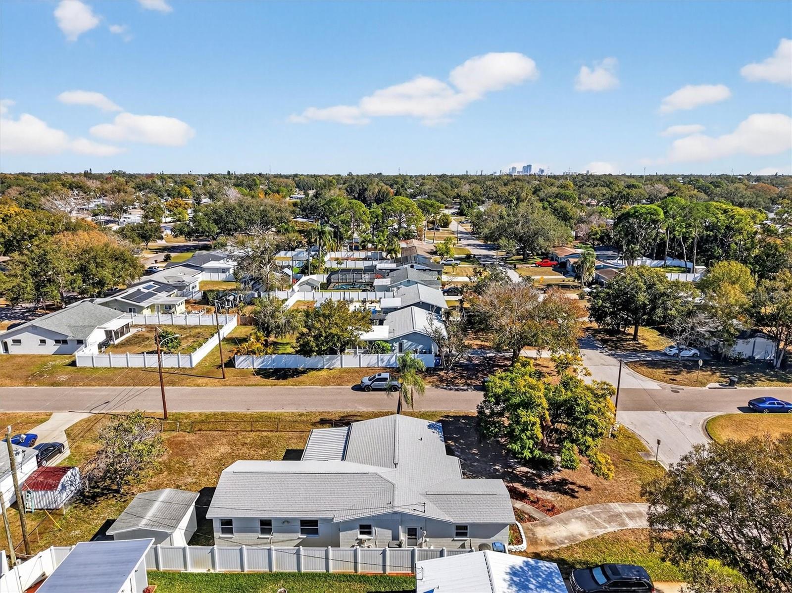 Listing photo id 30 for 5701 14th Avenue N