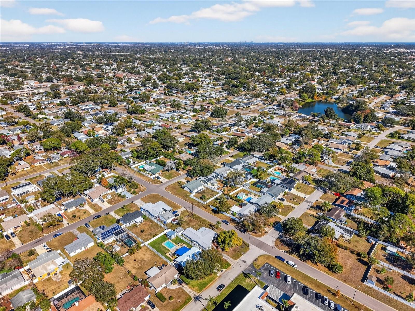 Listing photo id 39 for 5701 14th Avenue N