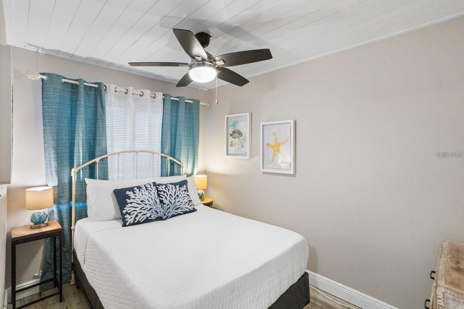 Image 25 of 38 For 20000 Gulf Boulevard 707