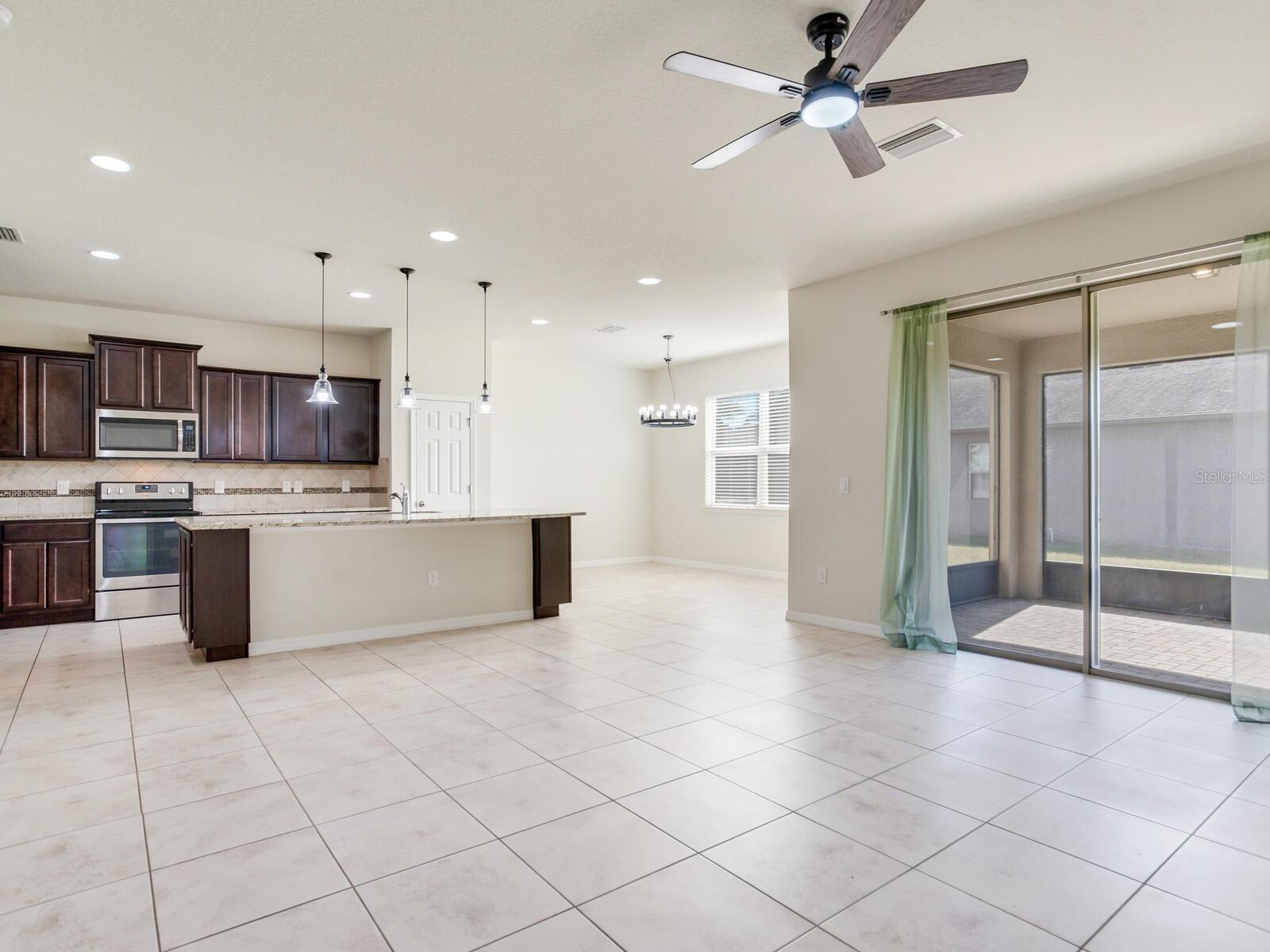 Image 6 of 43 For 8306 Red Spruce Avenue