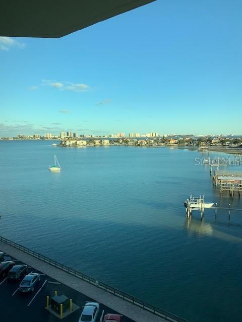 Image 20 of 68 For 100 Bluff View Drive 604c