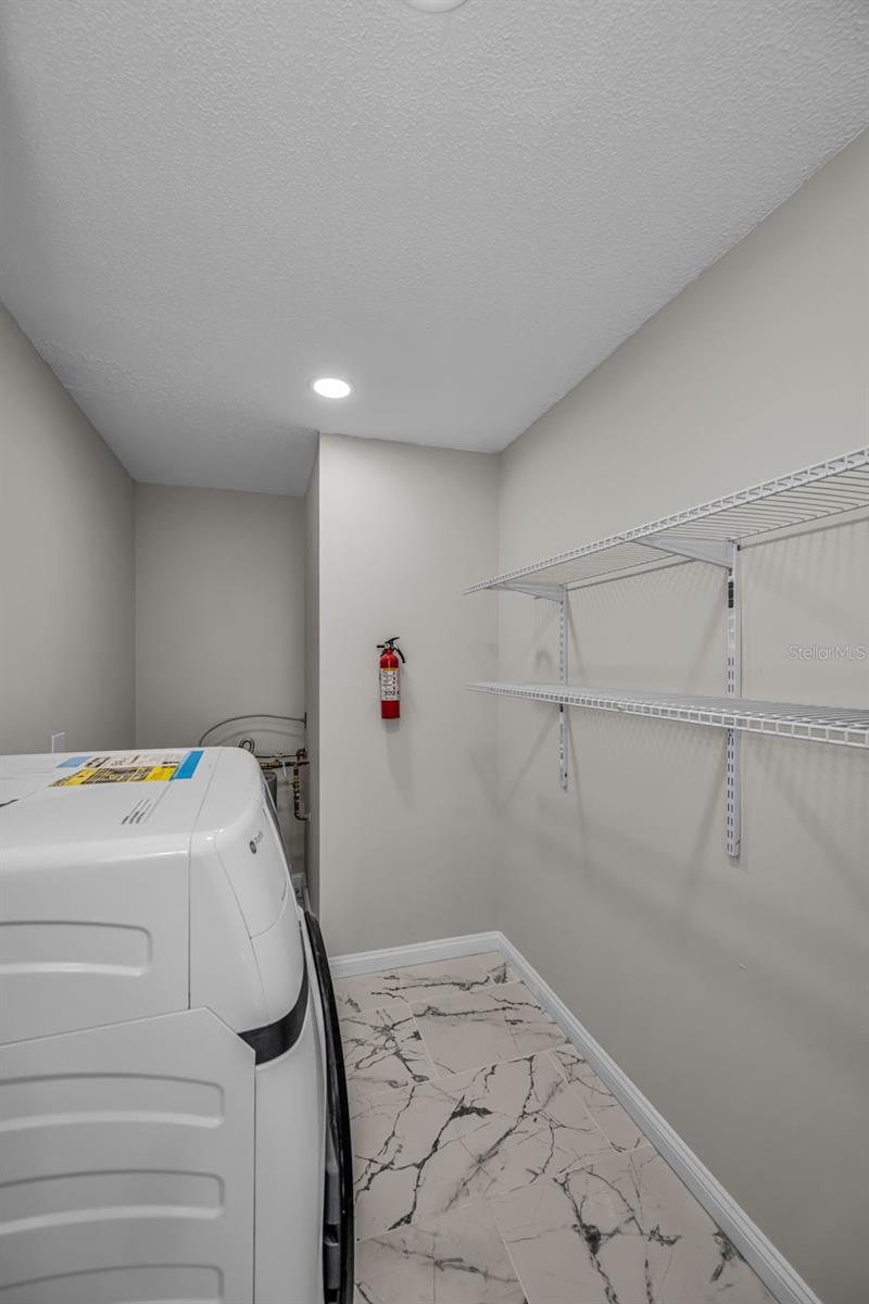 Image 30 of 68 For 100 Bluff View Drive 604c