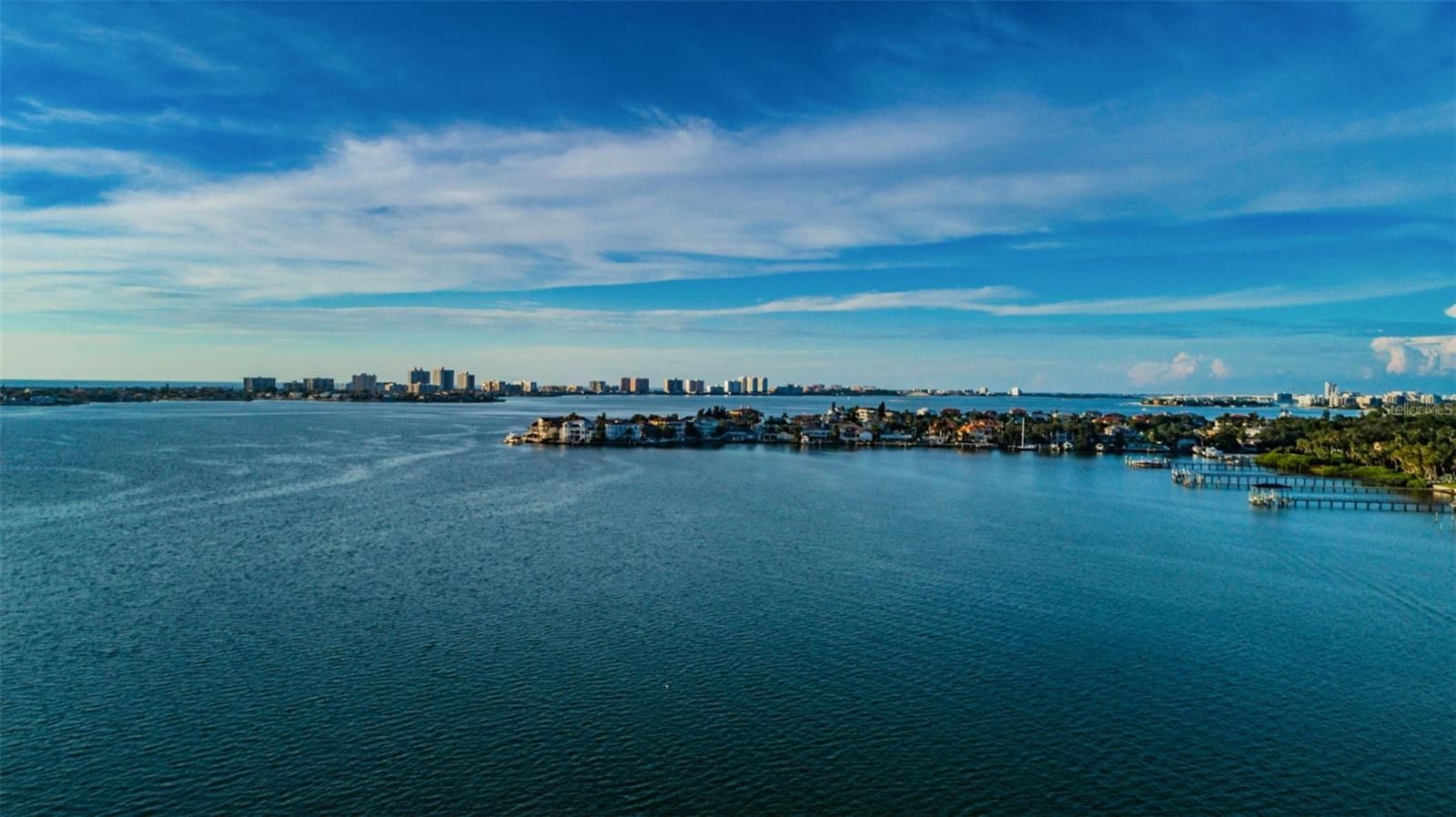 Image 57 of 68 For 100 Bluff View Drive 604c