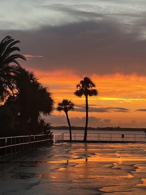 Image 65 of 68 For 100 Bluff View Drive 604c