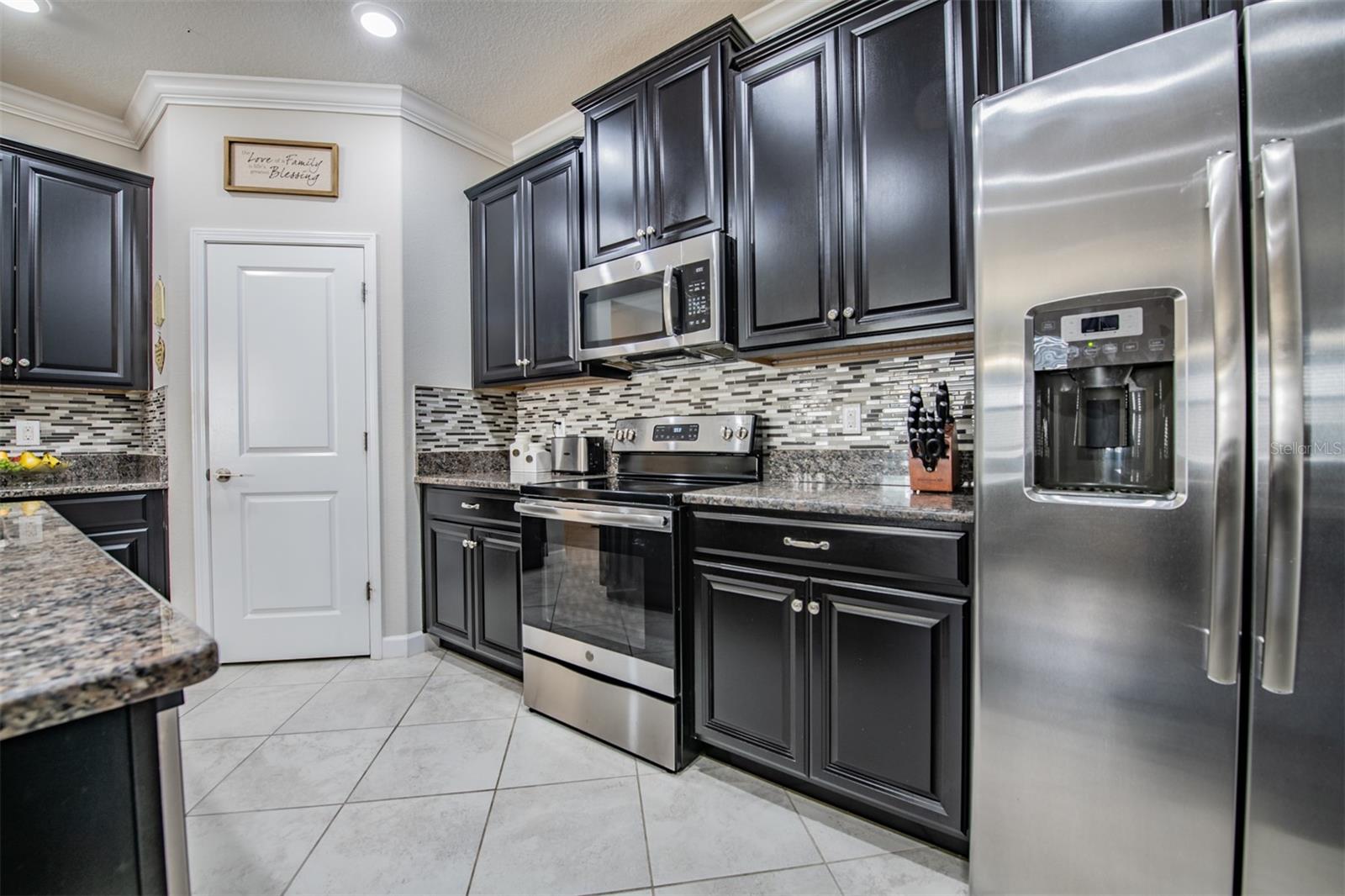 Image 17 of 77 For 32123 Goddard Drive