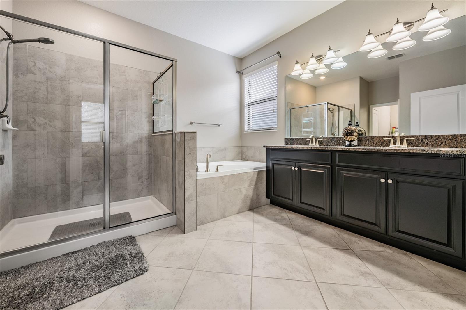 Image 25 of 77 For 32123 Goddard Drive