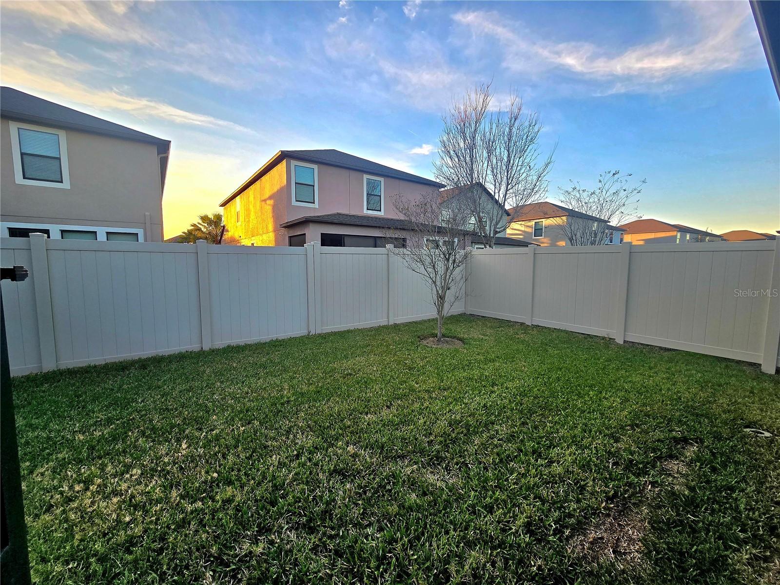 Image 41 of 77 For 32123 Goddard Drive