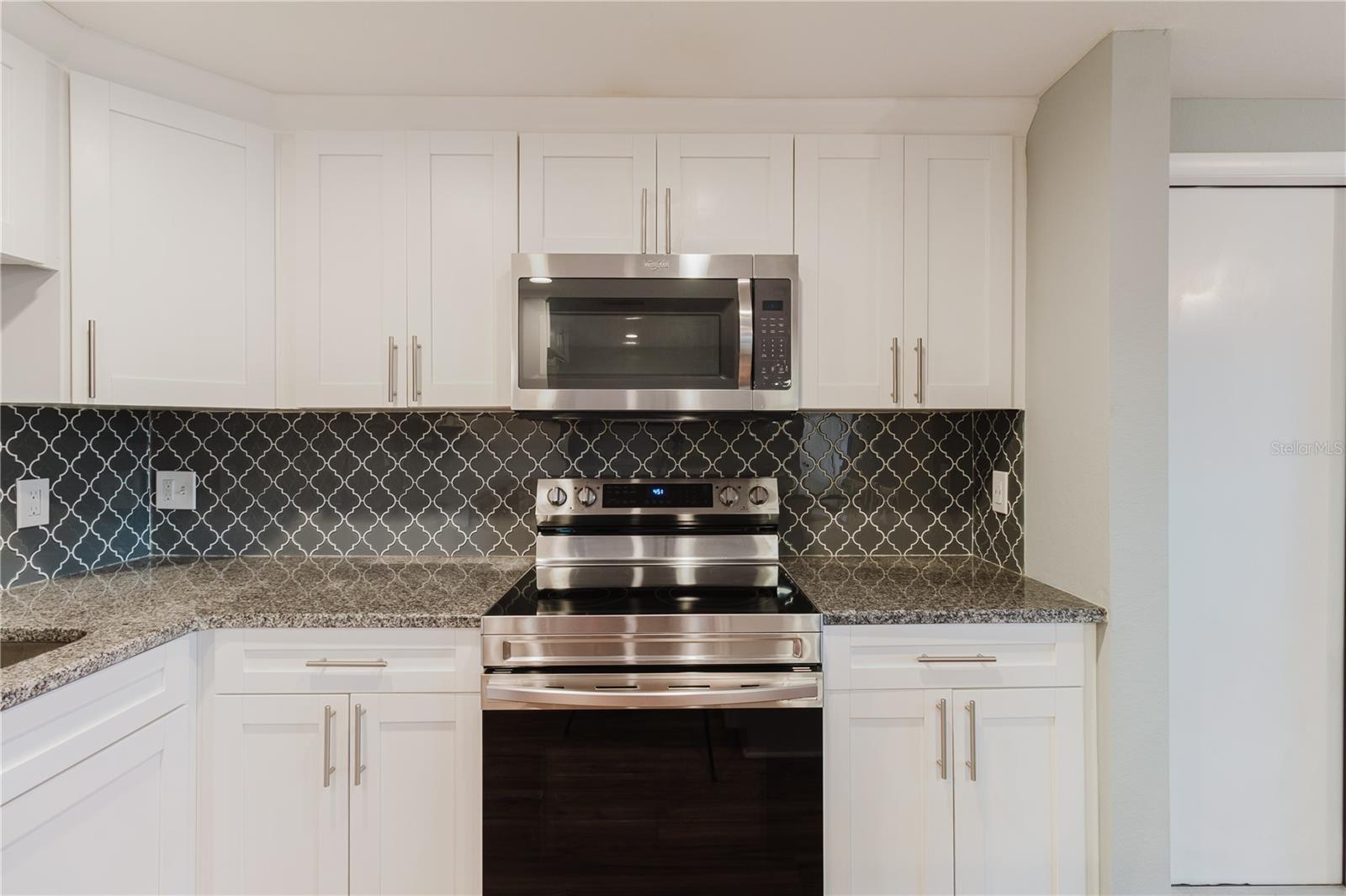 Image 18 of 54 For 6629 Albemarle Parkway