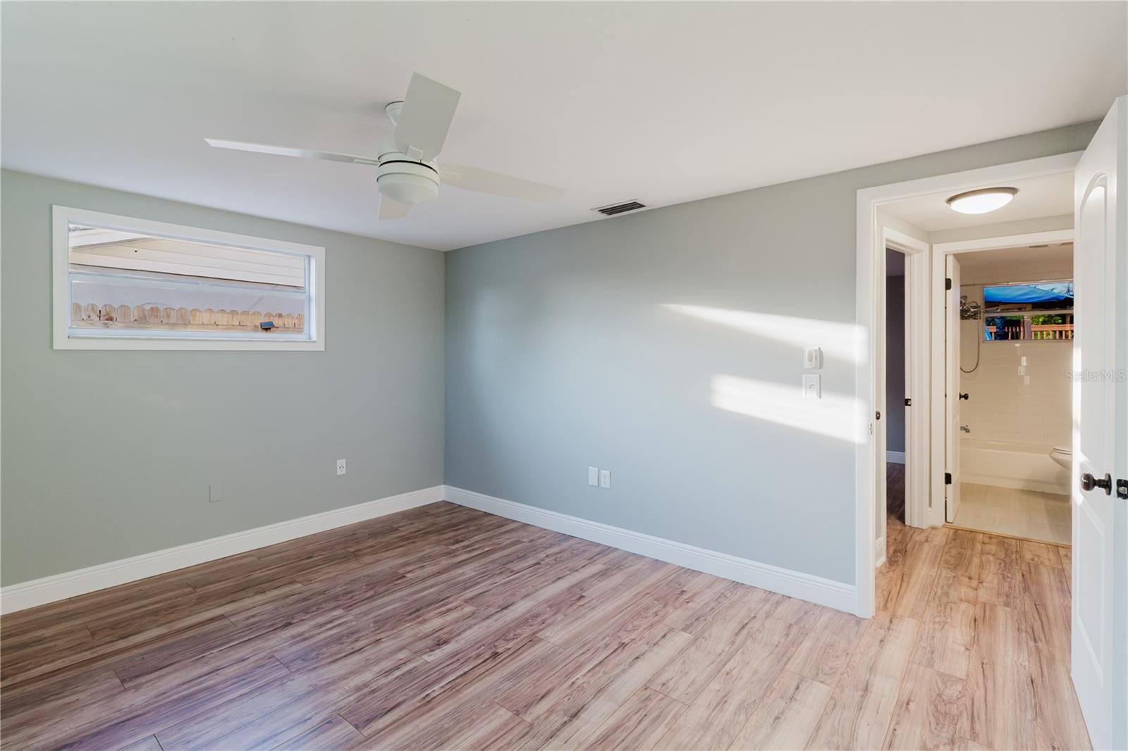 Image 25 of 54 For 6629 Albemarle Parkway