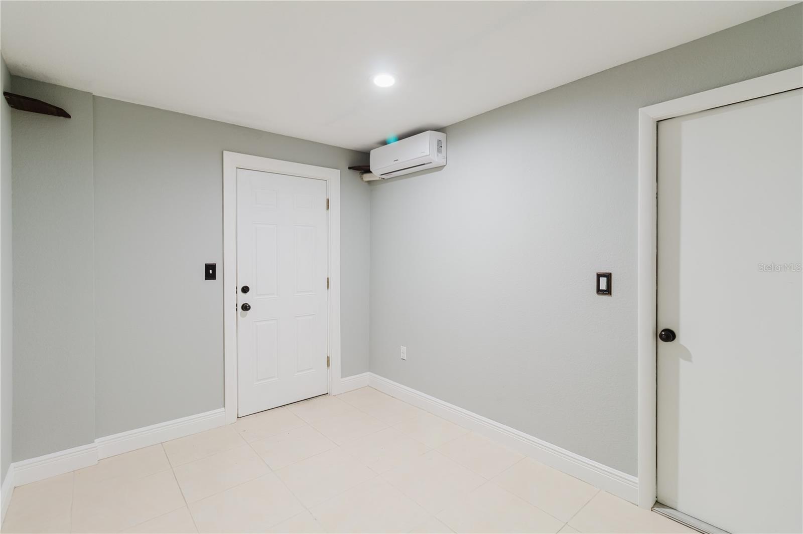 Image 34 of 54 For 6629 Albemarle Parkway