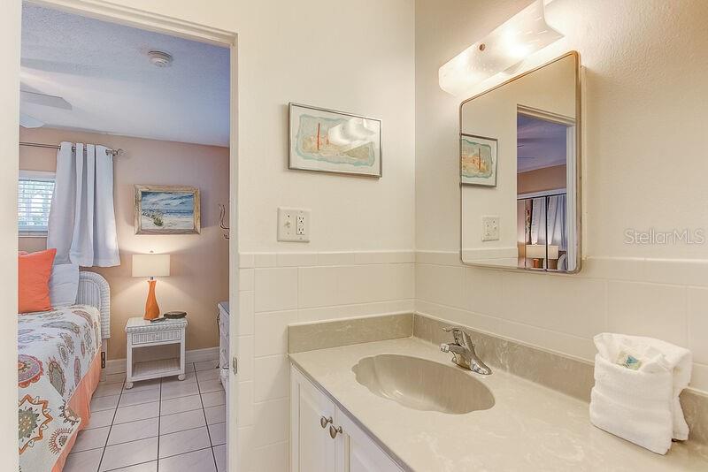 Image 15 of 30 For 6020 Midnight Pass Road 1