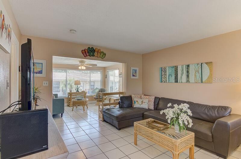 Image 9 of 30 For 6020 Midnight Pass Road 1