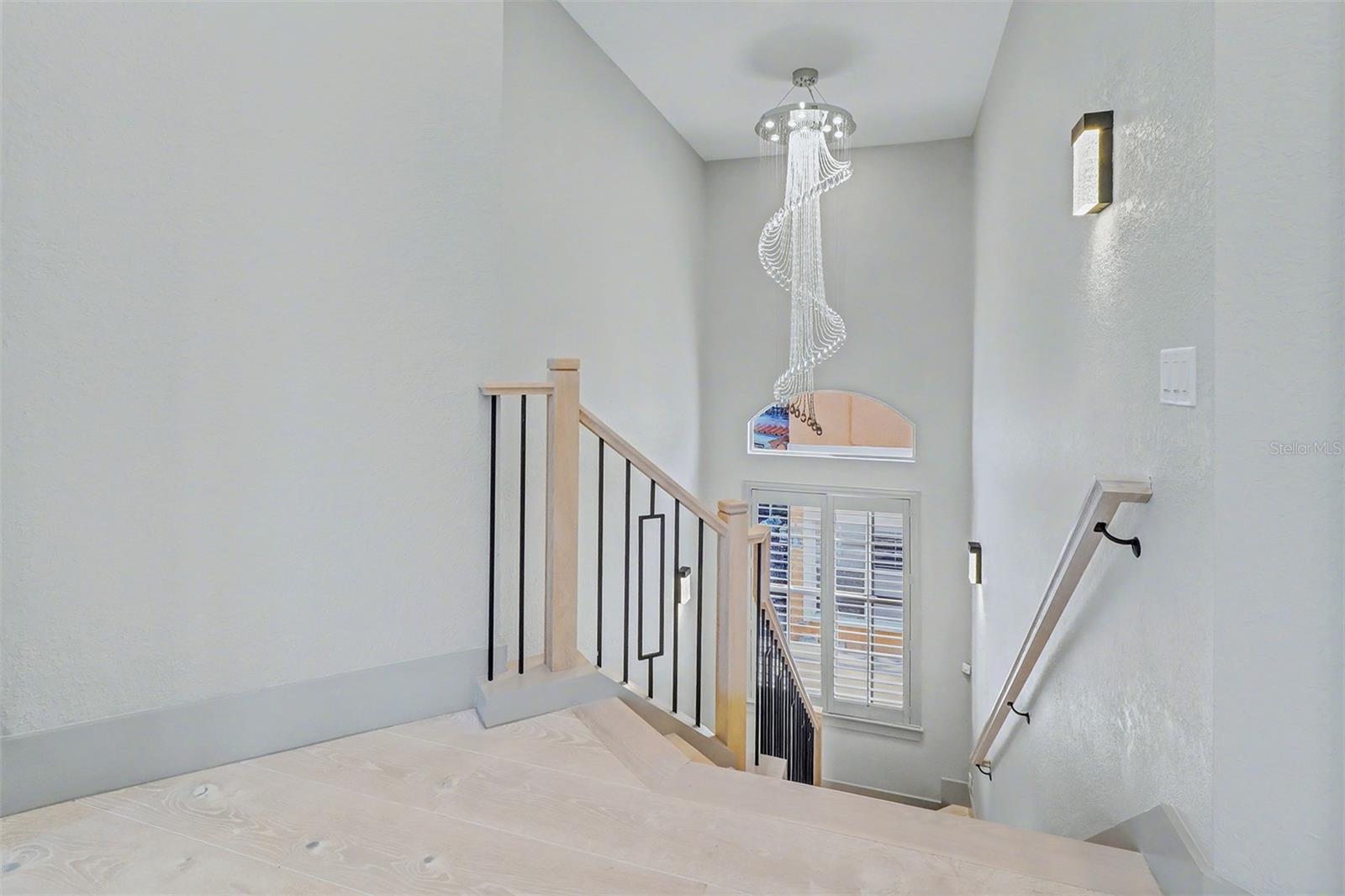 Image 21 of 42 For 4635 Dolphin Cay Lane S