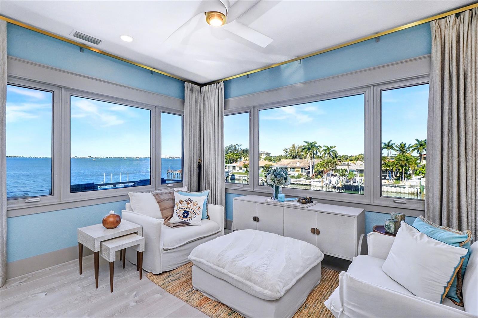 Image 24 of 42 For 4635 Dolphin Cay Lane S