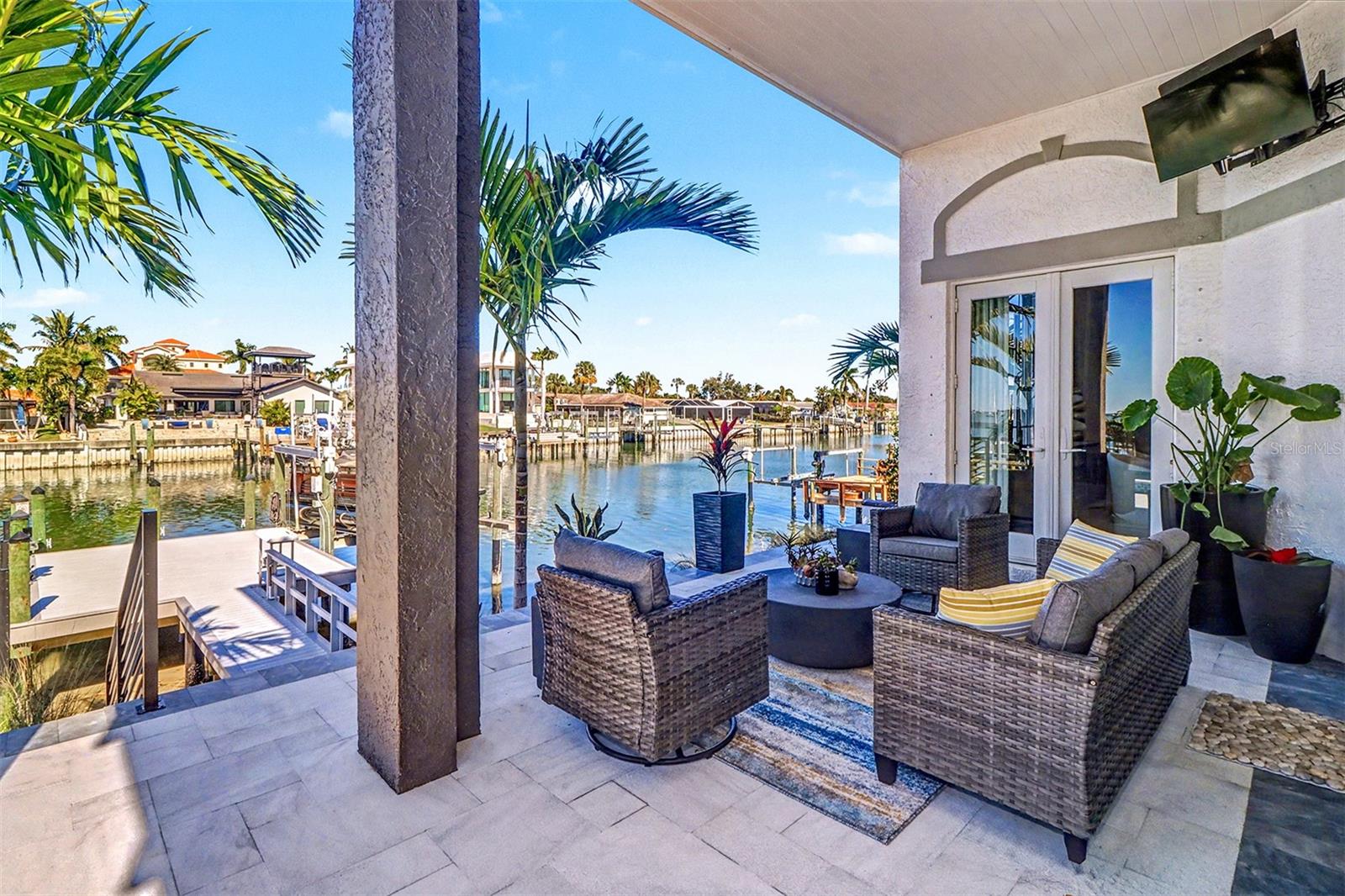 Image 34 of 42 For 4635 Dolphin Cay Lane S