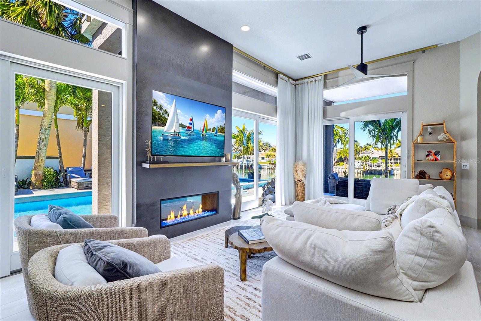 Image 7 of 42 For 4635 Dolphin Cay Lane S