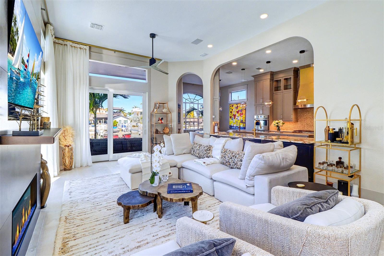 Image 8 of 42 For 4635 Dolphin Cay Lane S