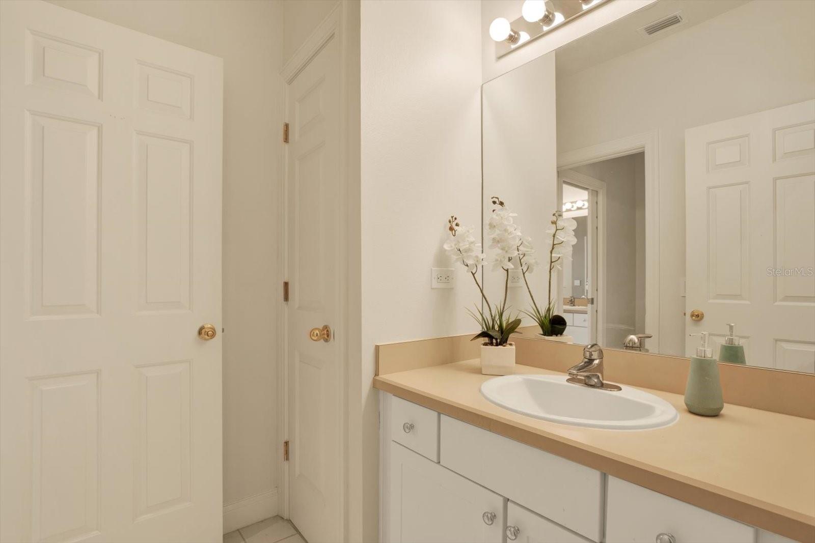 Image 37 of 64 For 3511 Heards Ferry Drive