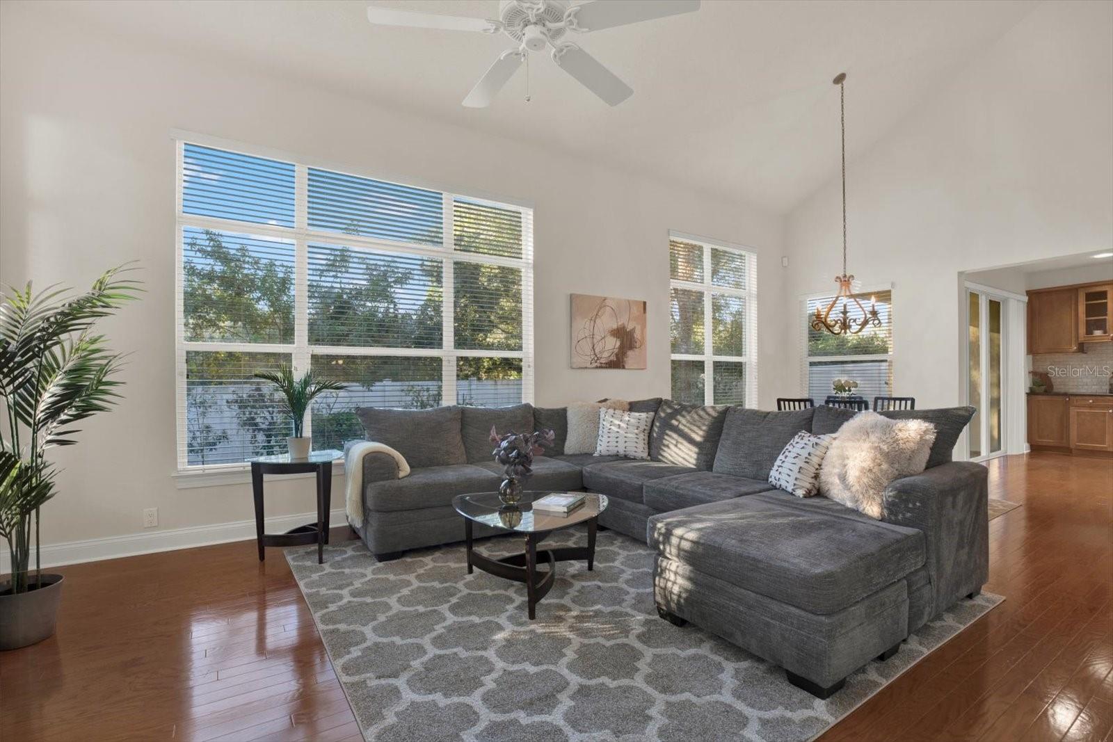 Image 4 of 64 For 3511 Heards Ferry Drive