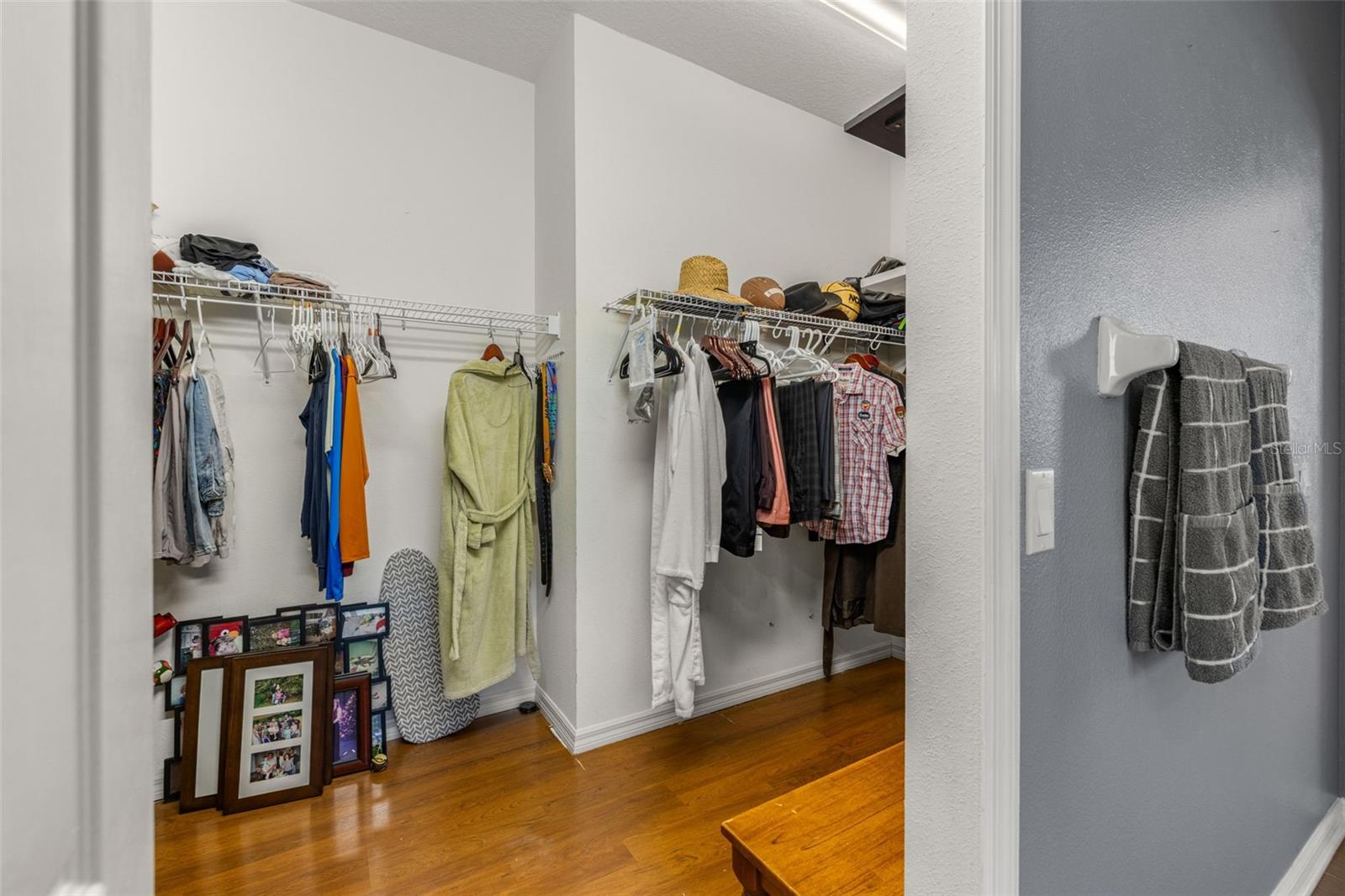 Image 17 of 26 For 8425 Fenwick Avenue