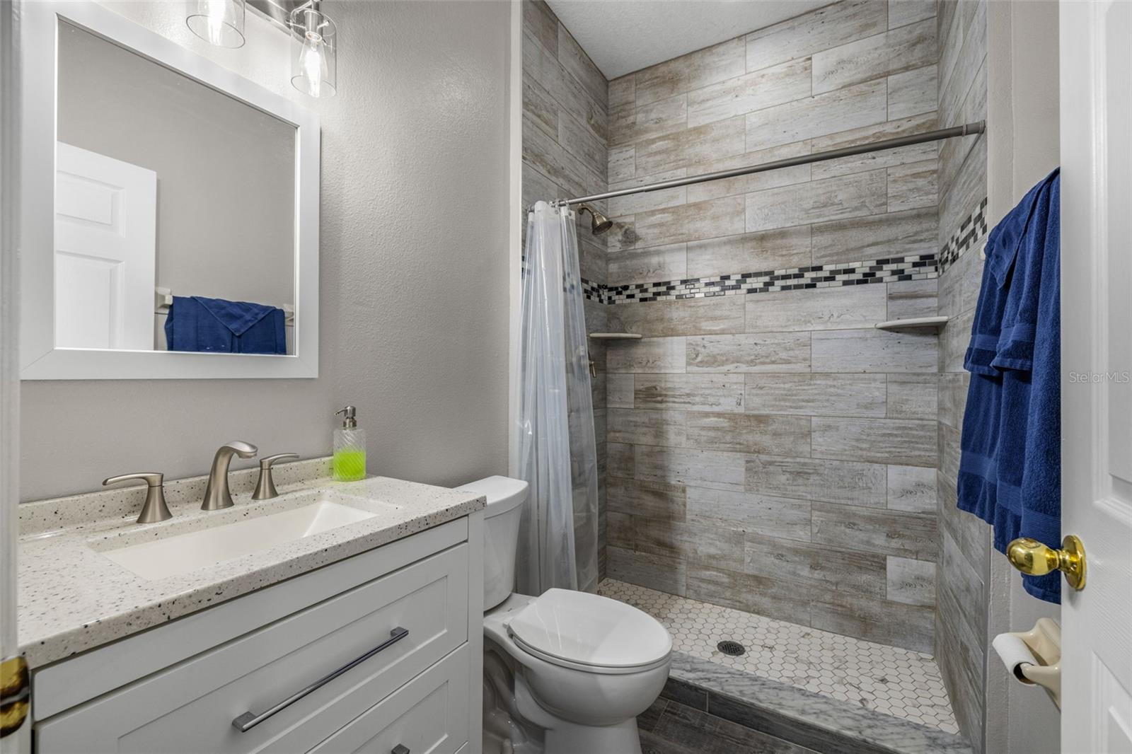 Image 20 of 26 For 8425 Fenwick Avenue