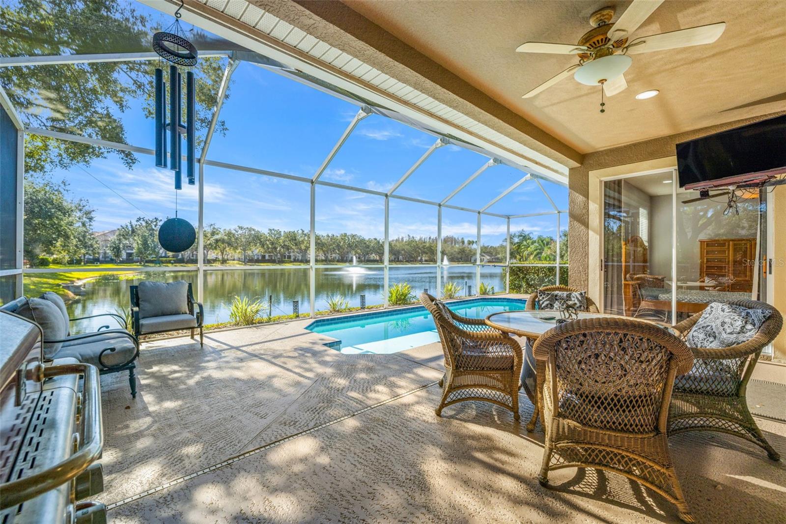 Image 23 of 26 For 8425 Fenwick Avenue