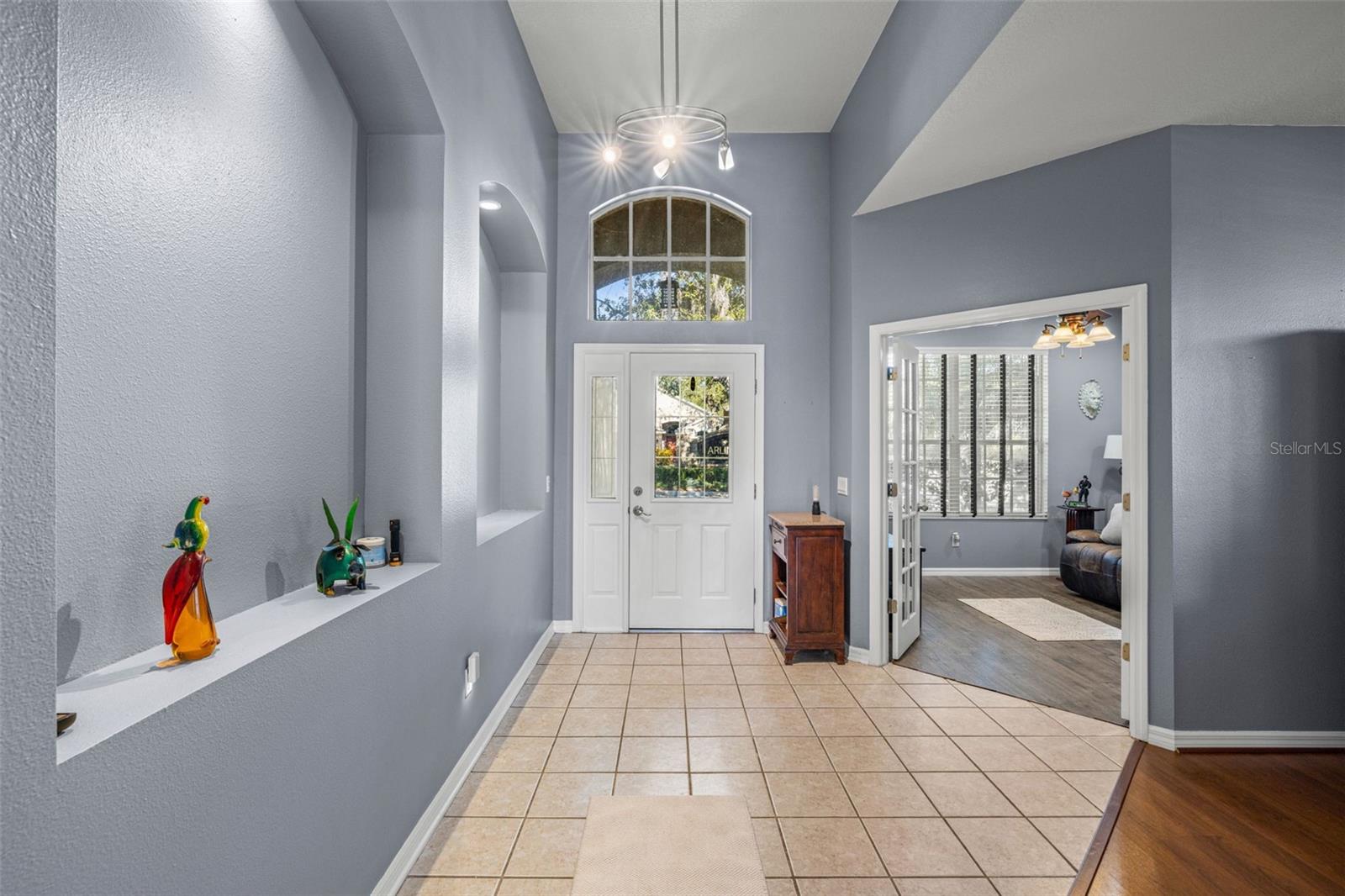 Image 5 of 26 For 8425 Fenwick Avenue