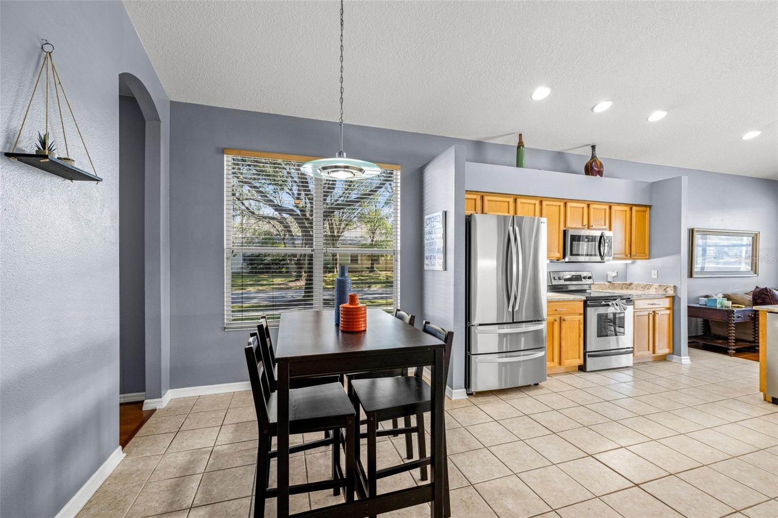 Image 7 of 26 For 8425 Fenwick Avenue