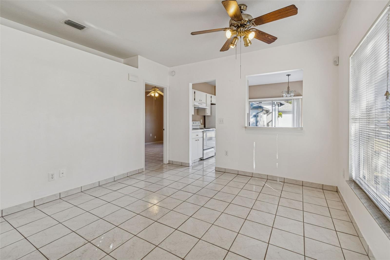 Image 11 of 55 For 11022 Connacht Way