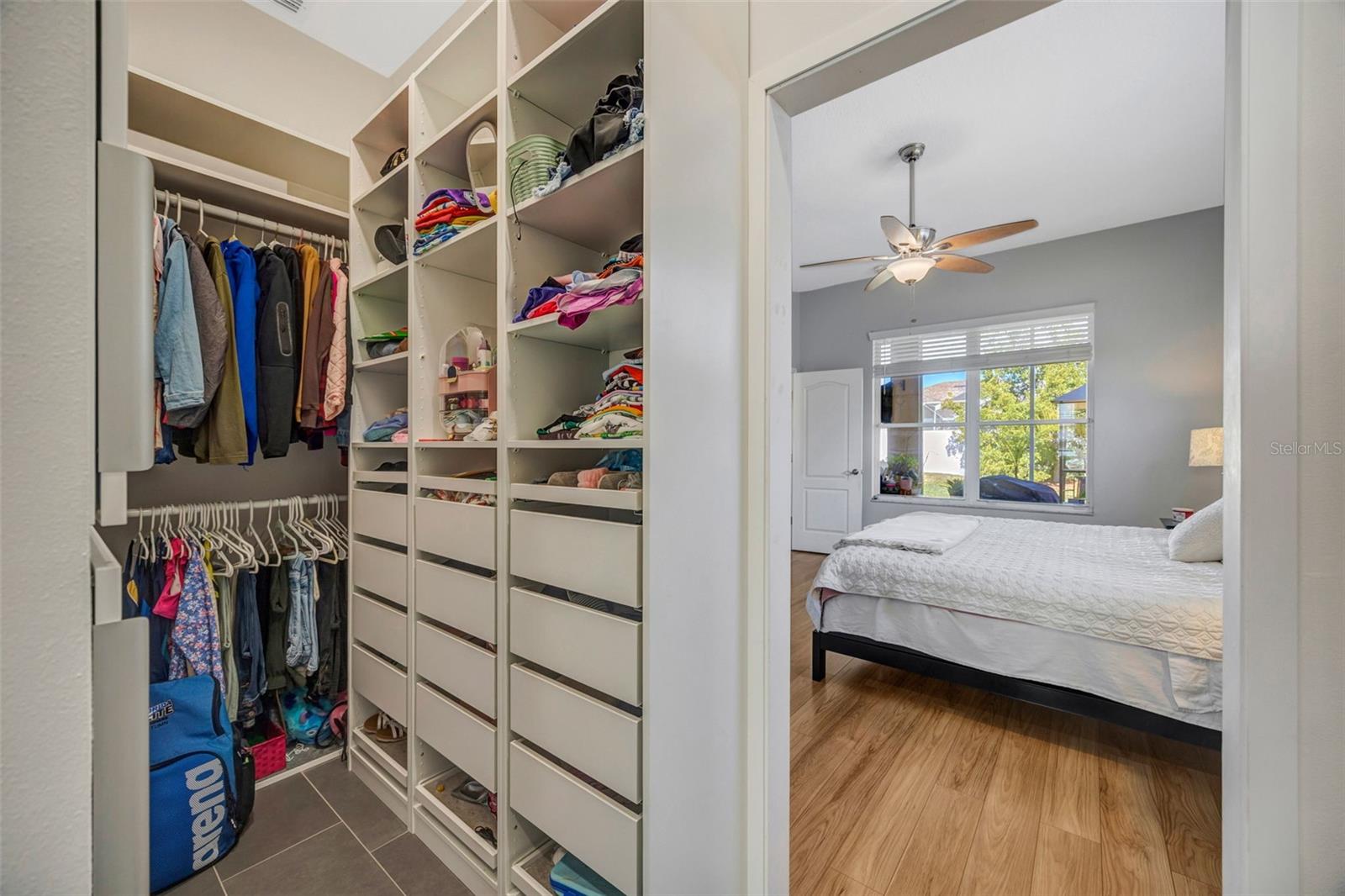 Image 19 of 74 For 22239 Yachtclub Terrace