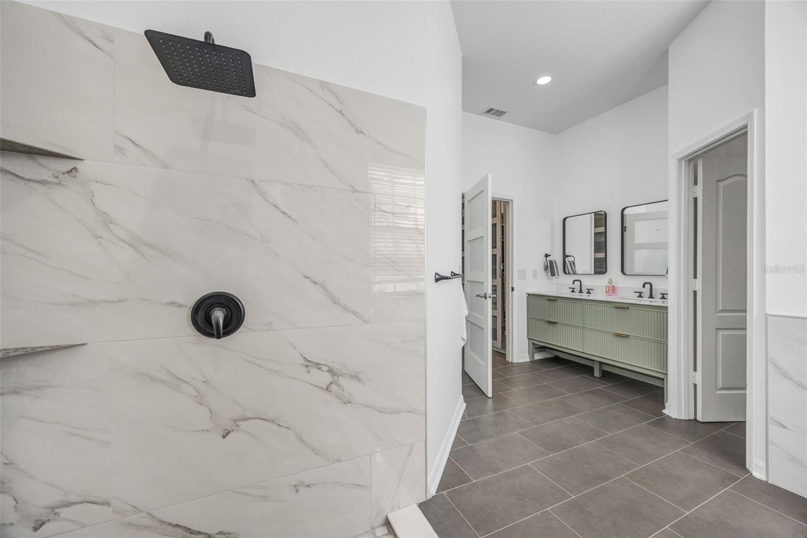 Image 24 of 74 For 22239 Yachtclub Terrace