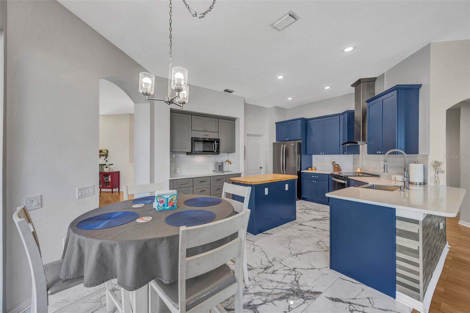 Image 32 of 74 For 22239 Yachtclub Terrace