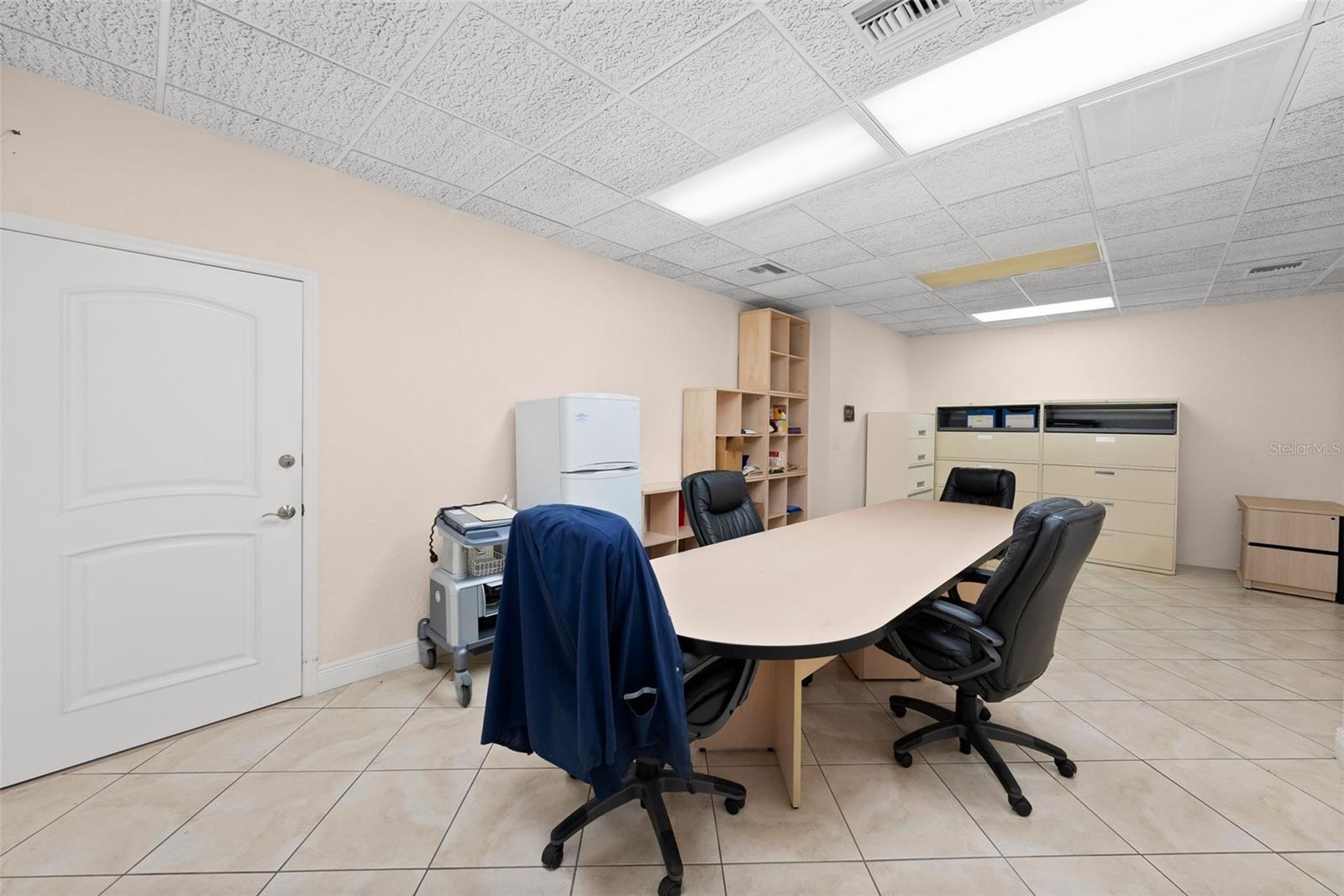 Image 11 of 22 For 611 Druid Road E 302