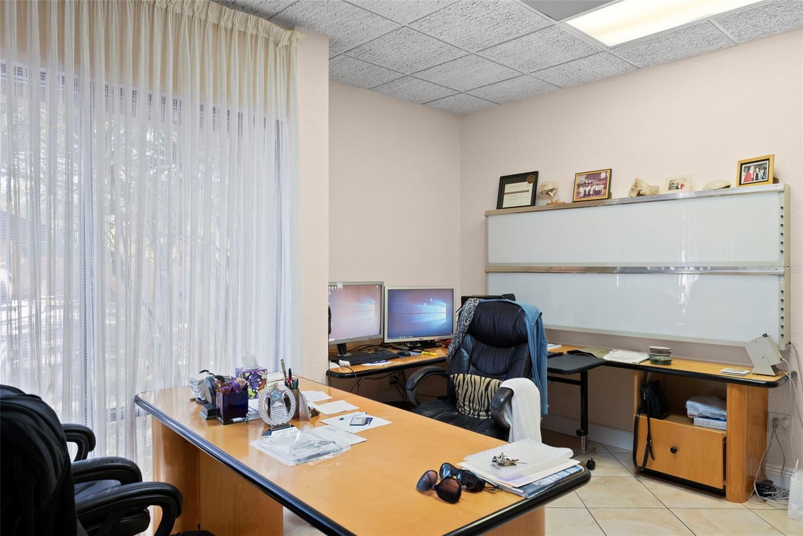 Image 7 of 22 For 611 Druid Road E 302