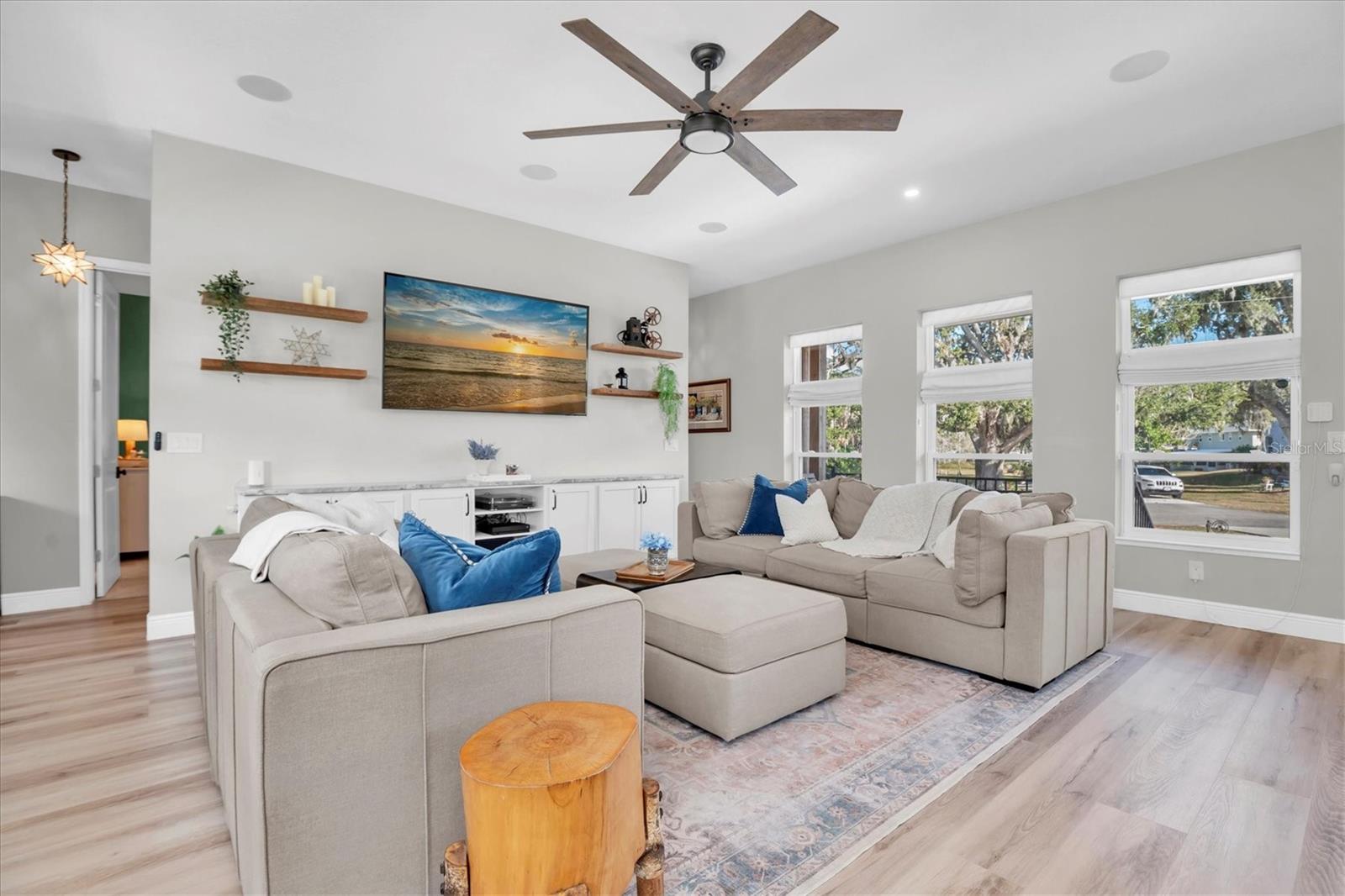 Image 11 of 55 For 1605 Center Road