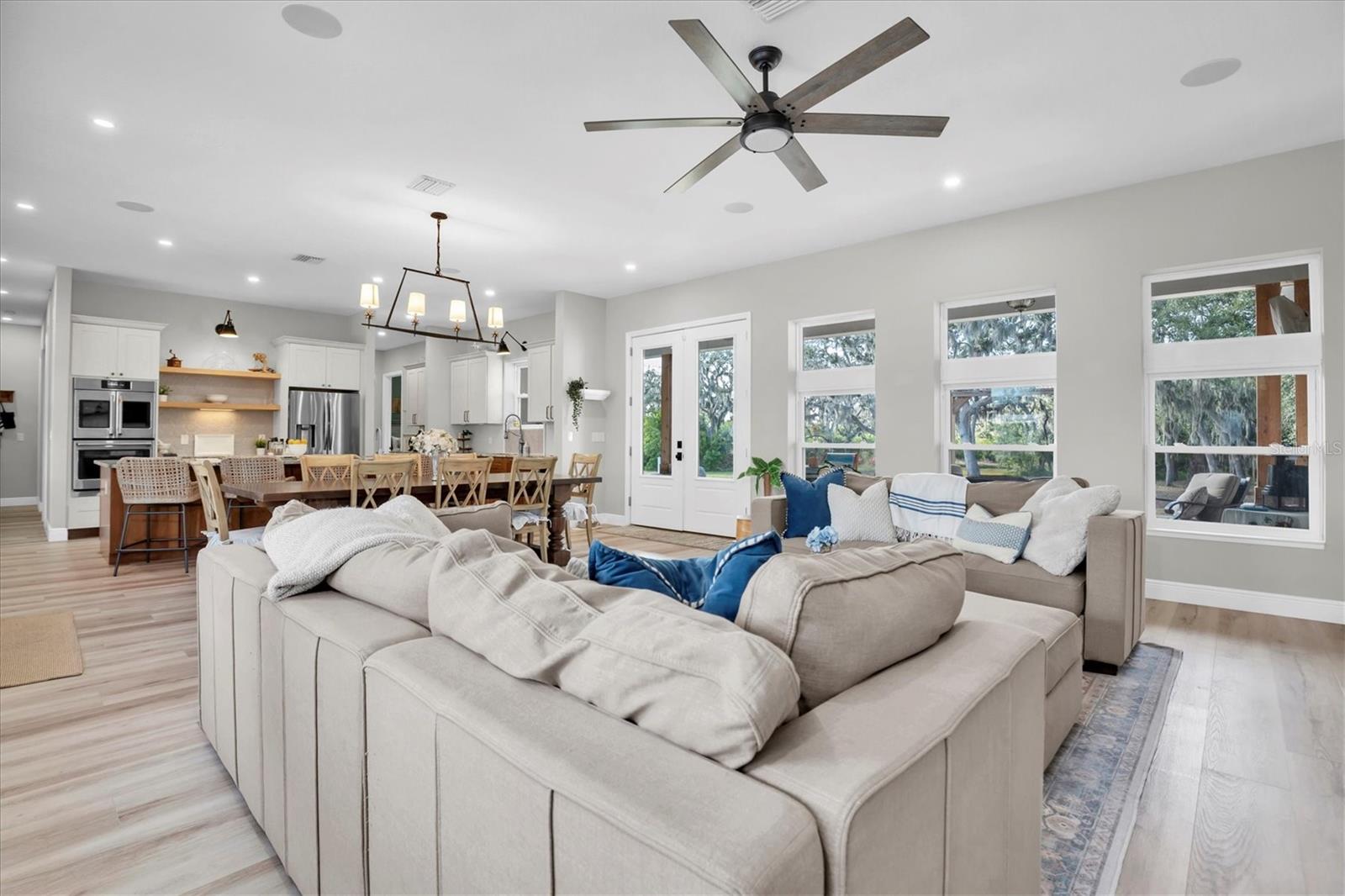 Image 12 of 55 For 1605 Center Road